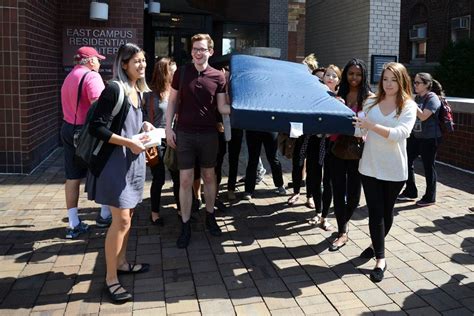 Emma Sulkowicz responds to Daily Beast piece, new alleged victim ...