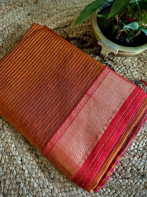 Maheshwari Rust Orange Zari Checkered Sarees – Rewa Handloom