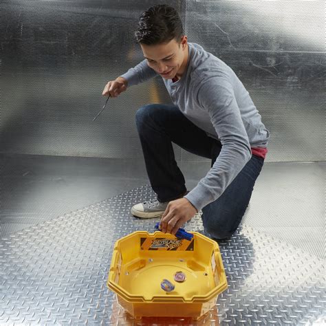 Beyblade Burst Epic Rivals Battle Set – Complete Set with Beyblade ...