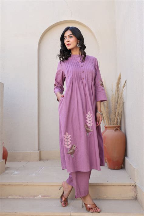 Mauve kurta set with bird motifs – My Store