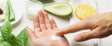 Hair Removal For Men: Manscaping Tips To Get Smooth Skin