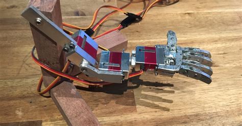 Mini Robot Design 的图像结果