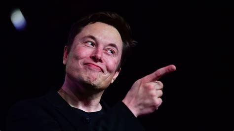 Tesla CEO Elon Musk offers 19-year-old Jack Sweeney USD 5,000, here's why