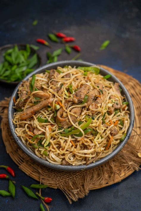 How To Make Hakka Noodles Recipe