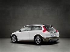 twilight volvo of all the cullen s cars what is your favorite poll twilight volvo of all the cullen s cars what is your favorite poll