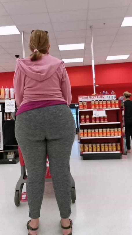 I Love Pawg Butts Iam 23 Years Old I Love Moms ️💖 on Tumblr: My Moms ...