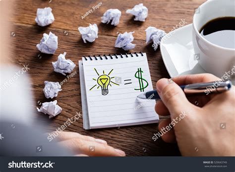 Entrepreneurship and Light Bulb 的图像结果