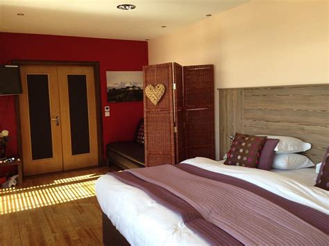 THE LODGE ON THE LOCH OF ABOYNE (Scotland) - Guesthouse Reviews ...