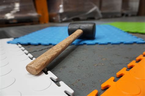 DIY Interlocking PVC Garage Floor Installation