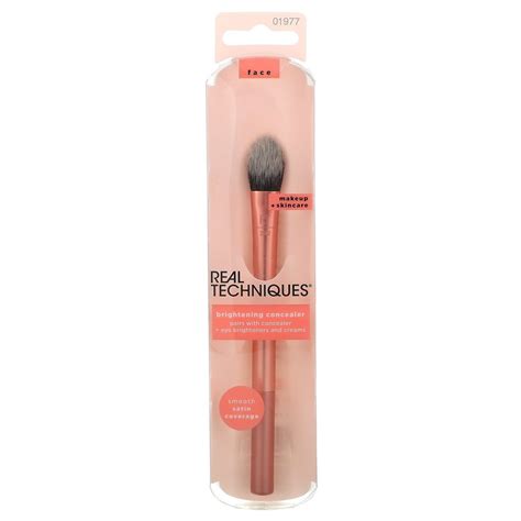 Real Techniques 242 Brightening Concealer Brush