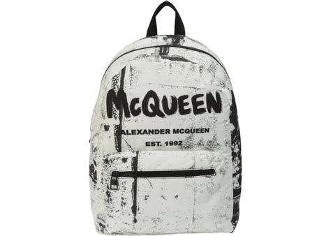 Alexander Mcqueen Metropolitan Backpack Black/White – Kicks Machine