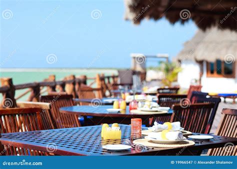Seaside Restaurant 的图像结果