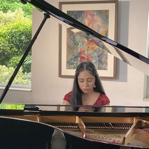 Unnati - Piano teacher in New Delhi - ₹3000/h