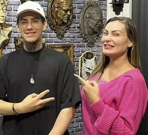 Son of OnlyFans star Andressa Urach admits he films her content