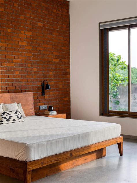 Three homes that enthrall with their fine architectural attributes ...