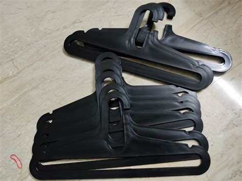 GEOCARTER Black Plastic Hangers for Sarees | Organizer Clothes Hanger ...
