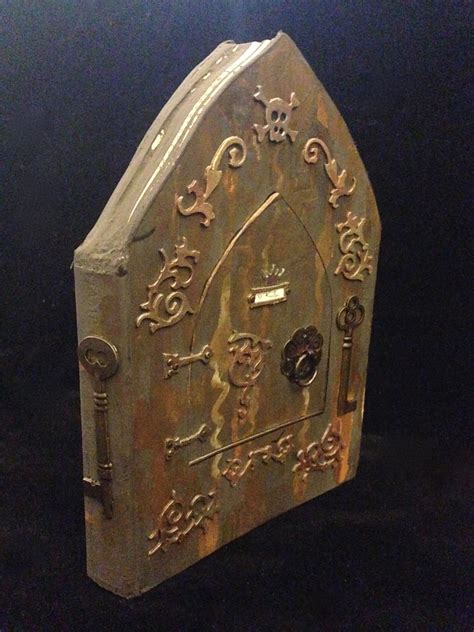 Altered Books Tutorial 的图像结果