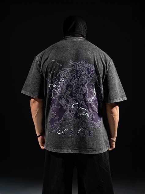 Solo Leveling T-shirt – Bear Claw