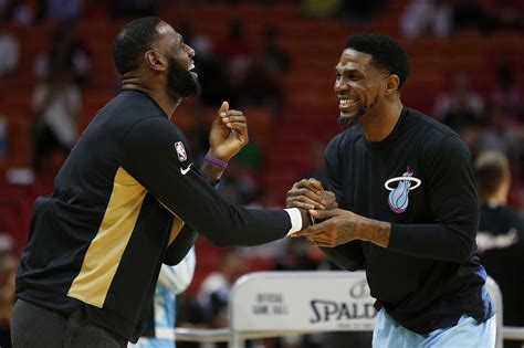 Dwyane Wade And Lebron James Handshake