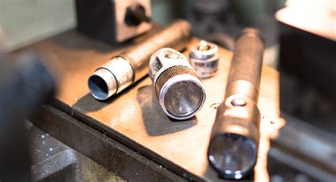 Streamlight Flashlight Repair 的图像结果