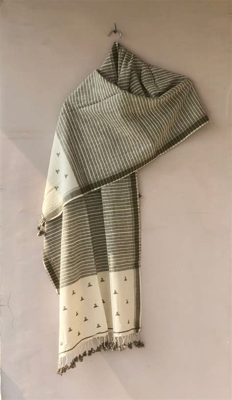 Organic Kala Cotton Stole - Natural Striped Elegance – TERRAPRET