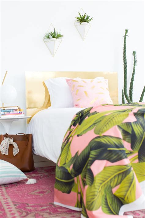 Unusual DIY Headboards 的图像结果