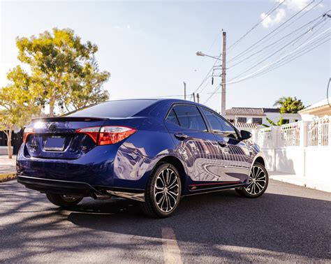 Toyota Corolla S Plus 2016 | Selfi Motors