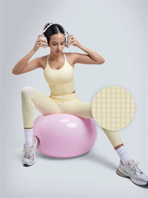 Butter Yellow Gingham Sculpt Core Leggings – CAVA Athleisure Pvt Ltd