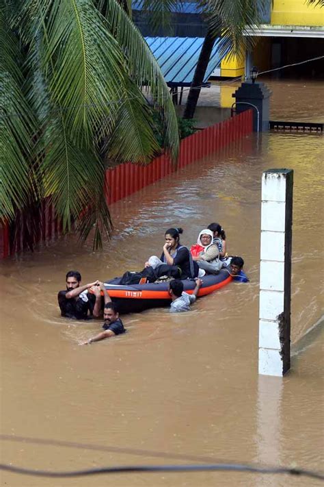 kerala: Get Latest Buzz, Updates, Gossip, Photos & Videos