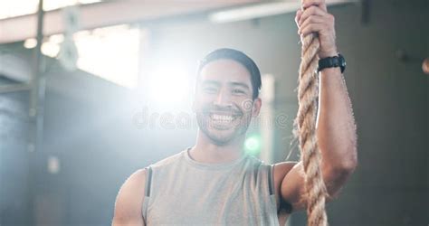 Rezultat imagine pentru Bodybuilder Intense Training