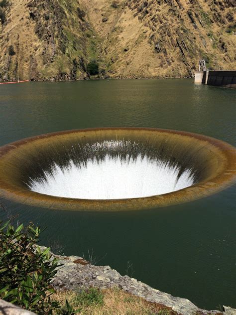 Finally got to see the Glory Hole at Lake Berryessa. : r/pics