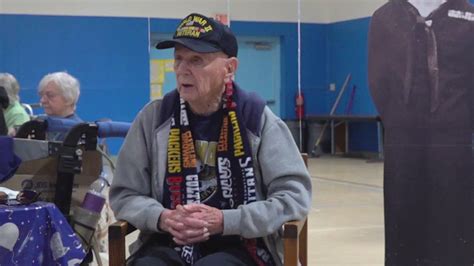 Local hero celebrates 100 years | On the Bright Side | fox43.com