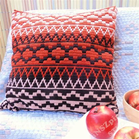 Free Crochet Pillow Pattern Tutorial 的图像结果