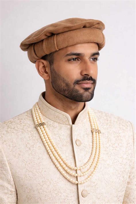 5 Stylish Wedding Caps for Your Perfect Sherwani Look – Sarposhi