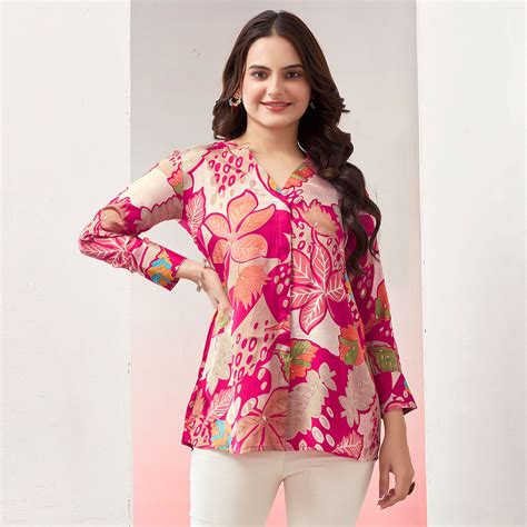 Women Clothing-Buy Designer Ethnic Wear, Ethnic Suits, Bottoms Online