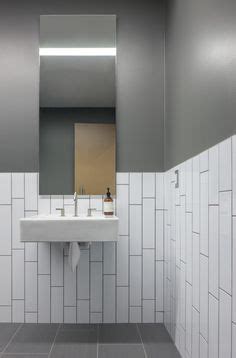 Commercial Bathroom Tile Design 的图像结果
