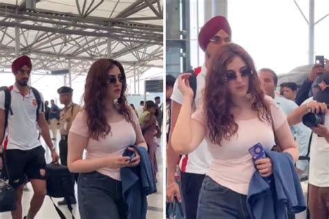 Is this equality: Arshdeep Singh carrying rumoured girlfriend’s bags at ...