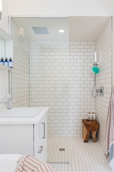 Ceramic Tile Shower Ideas [Trendy Ideas to Use in 2024]
