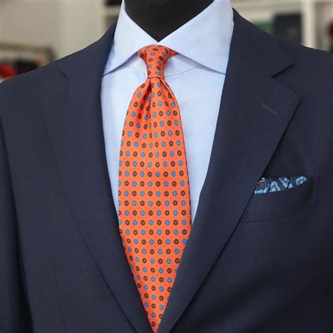 10 Stylish Navy Blue Suit, Shirt And Tie Combinations - The Noble Dandy