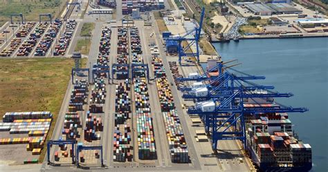 DP World third-quarter container volumes rise 2.1% on 'resilient ...