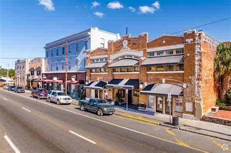 Eustis, FL City Guide | About Living in Eustis - Homes.com