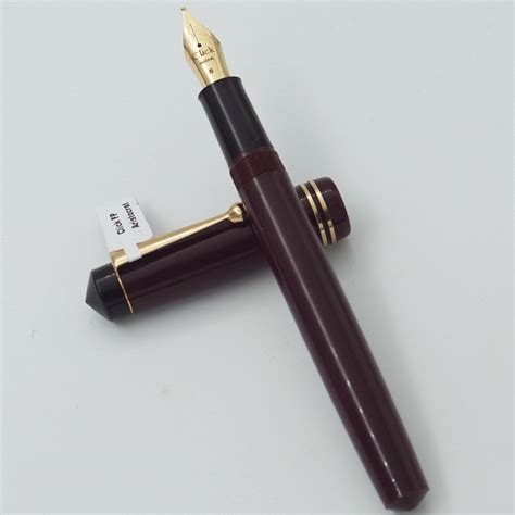 Click Aristocrat Brown Color Body With Golden Clip No.35 GT Broad Nib ...