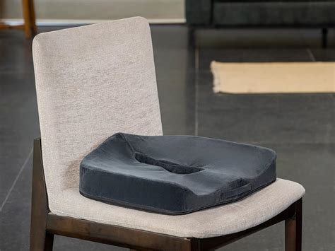 FOVERA Gel Memory Foam Orthopedic Coccyx Seat Cushion for Tailbone Pain ...