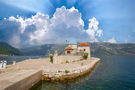 Kirche Unserer Lieben Frau der Felsen und Insel des Heiligen Georgs in ...