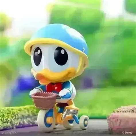 MINISO DSNY Donald Duck 90th Anniversary Series Blind Box