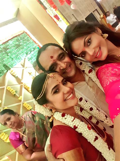 Suriya, AR Rahman at Vikram Kumar and Srinidhi wedding - Photos,Images ...