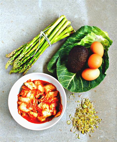 Kimchi and Avocado Lunch Wraps (grain-free/easily vegan) - food to glow