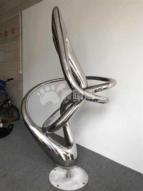 不锈钢大型艺术雕塑-方圳雕塑厂