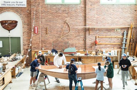 Admissions | Salve Regina University