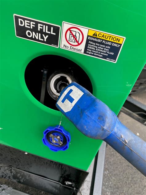 DEF Keep Full Service | Star Oilco